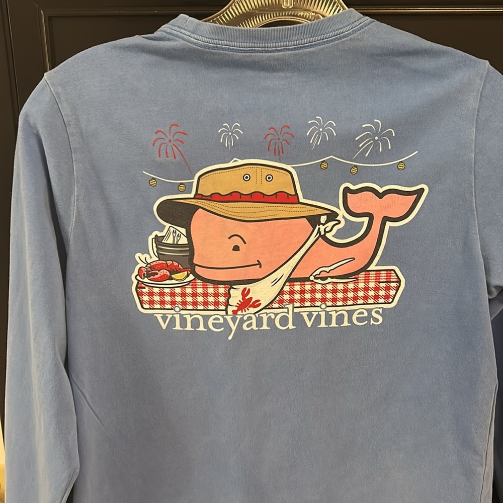 EUC priced to sell Vineyard Vines
Boys size M